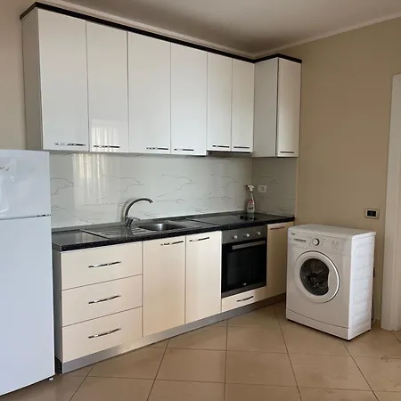 Ake Apartmens Shëngjin